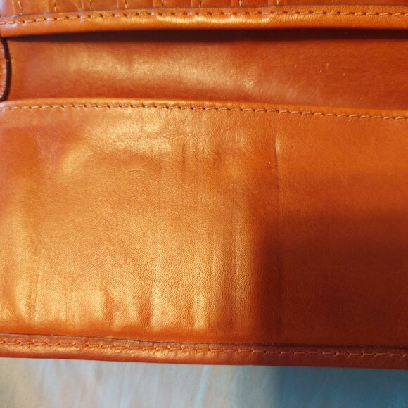 Dooney & Burke slim wallet - Picture 5 of 6